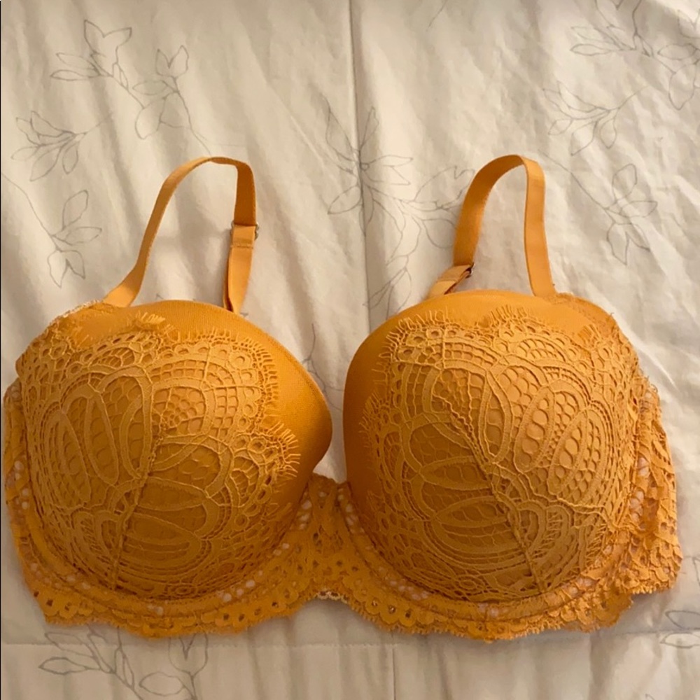 Victoria’s Secret Dream Angels Demi bra